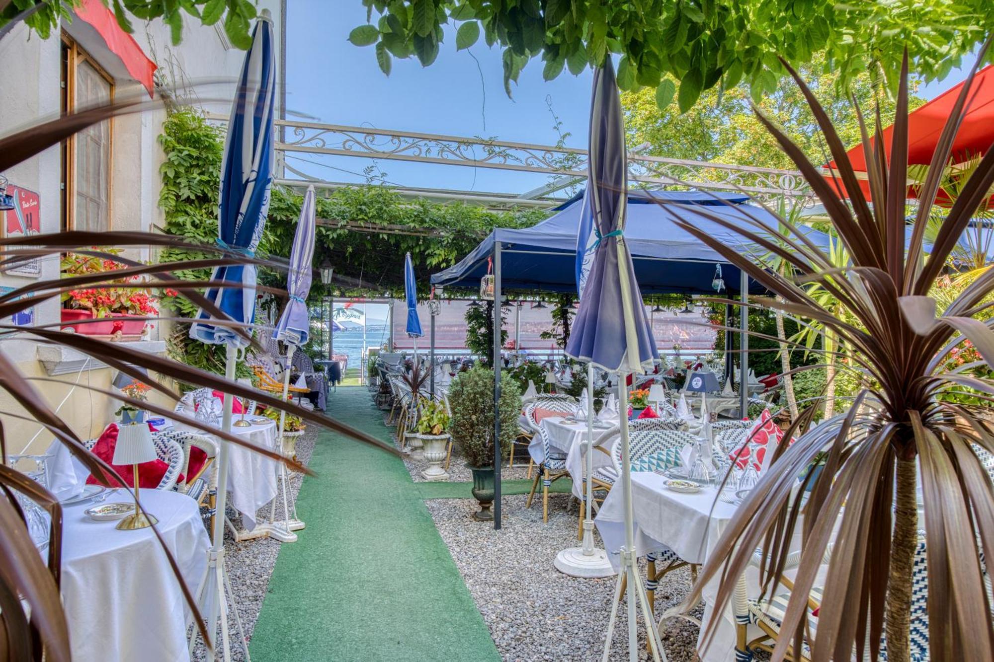 Les Cygnes Hotel Évian-les-Bains Exterior foto